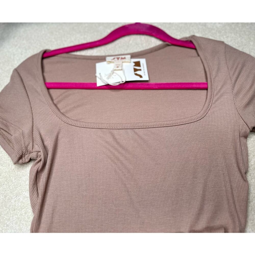 SYM: Ribbed Square Neck Bodycon Dress - Picture 6 of 7